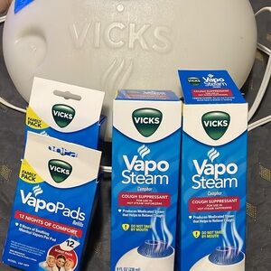 Vicks VapoSteam and VapoPads Set with Machines